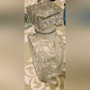 Elegant Clear Glass Decanter